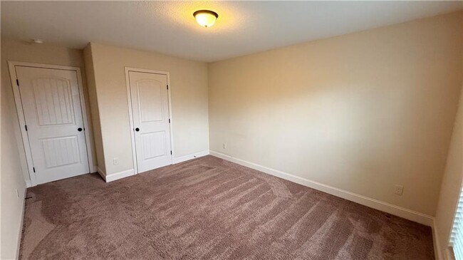 Building Photo - 1915 Soque Cir