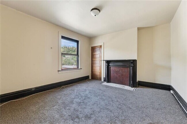 Building Photo - Pittsburgh Section 8 Housing Available NOW