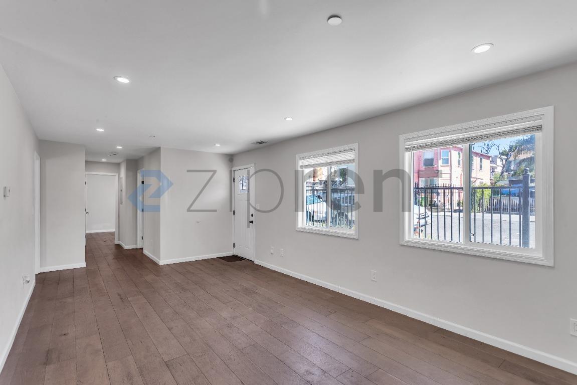 Building Photo - Unit #2273