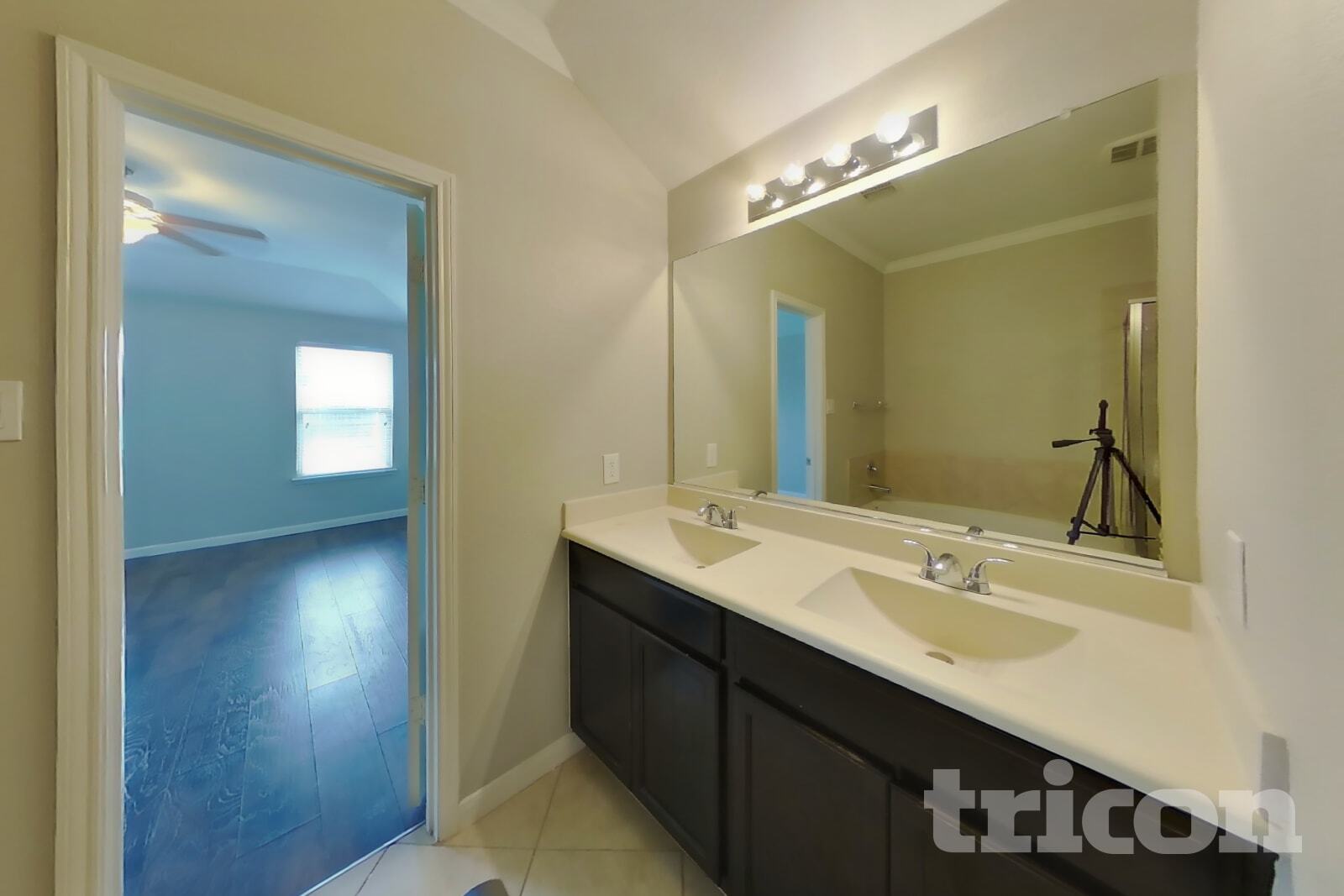 Building Photo - 508 Crazy Horse Dr