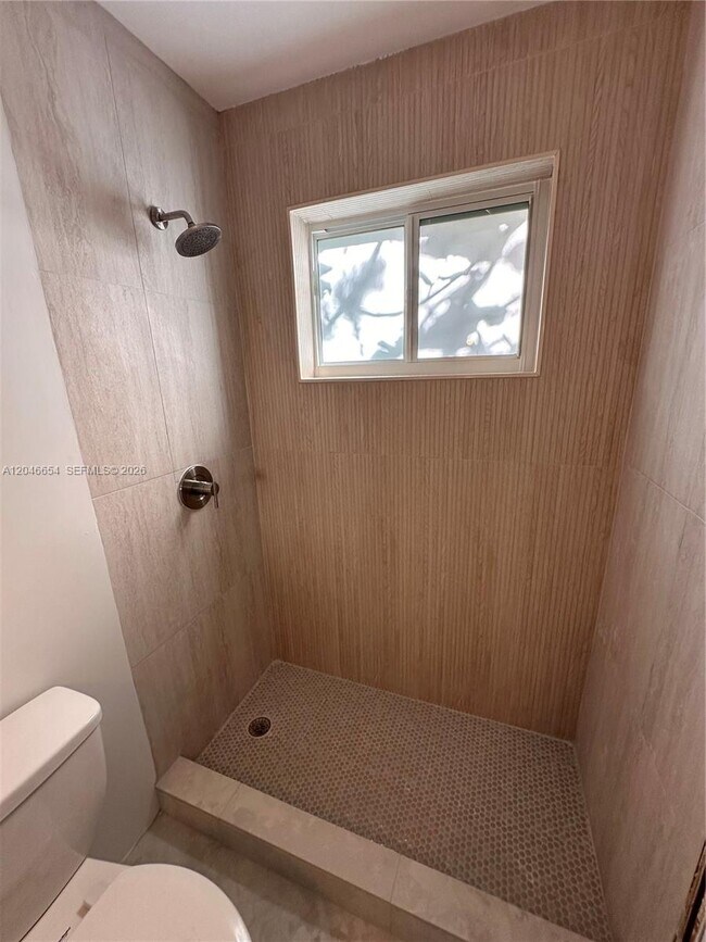 Building Photo - 1130 Cotorro Ave