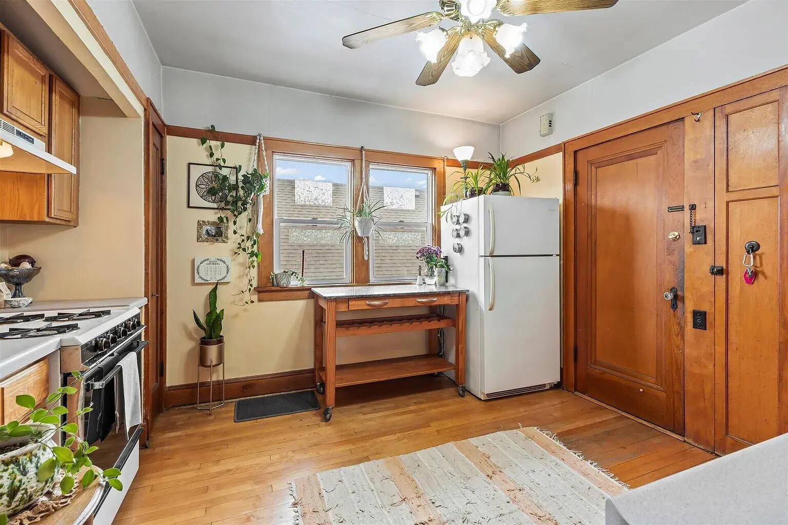 Kitchen - 2567 N 60th St