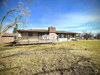 Building Photo - 410 SW Ordnance Rd