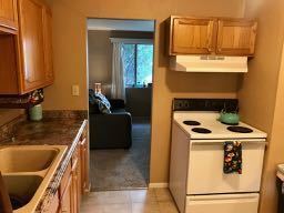 Building Photo - Charming 2BD Bungalow Home w/ Finished Bas...
