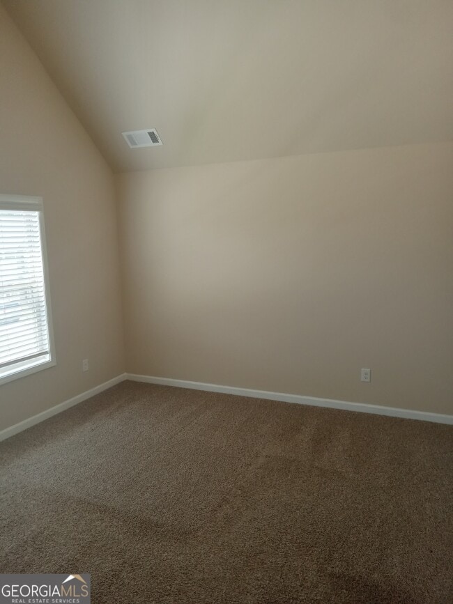Building Photo - 1189 Hartwell Rd