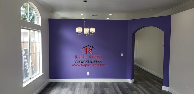 Building Photo - 8947 Giant Panda Dr