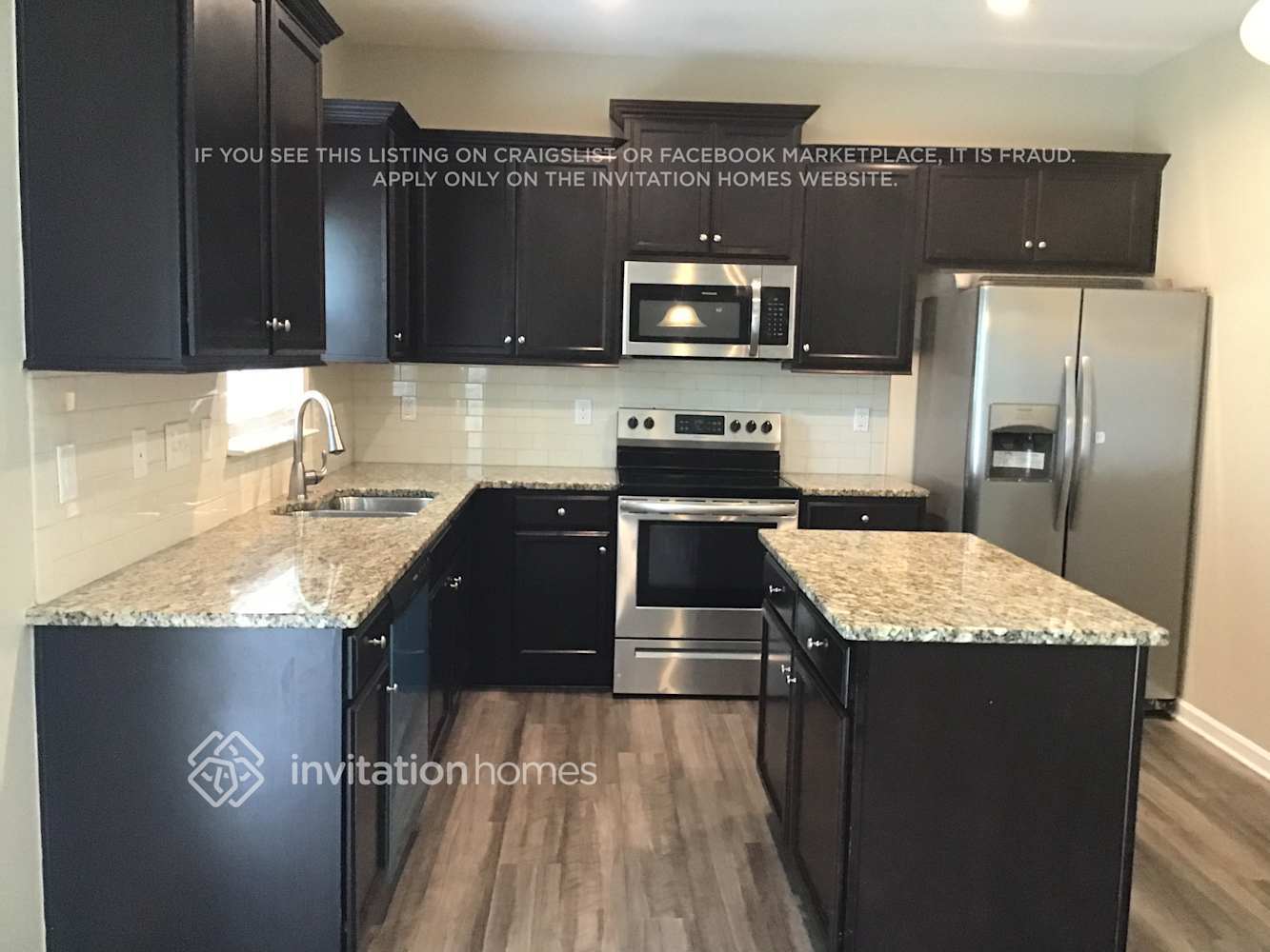 Building Photo - 6105 Watsonia Dr