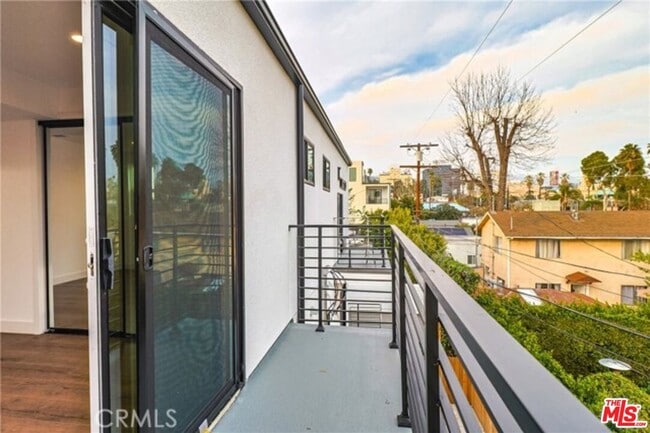 Building Photo - 10810 Hesby St