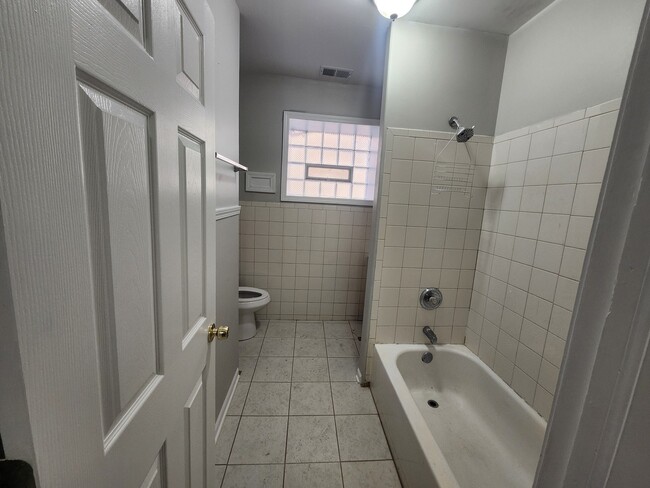 Building Photo - 4807 S Wabash Ave