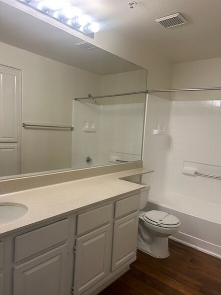 Building Photo - 11375 E Sahuaro Dr