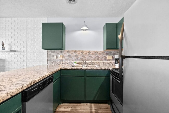 Building Photo - Fully Furnished W/ All Utilities Included!...
