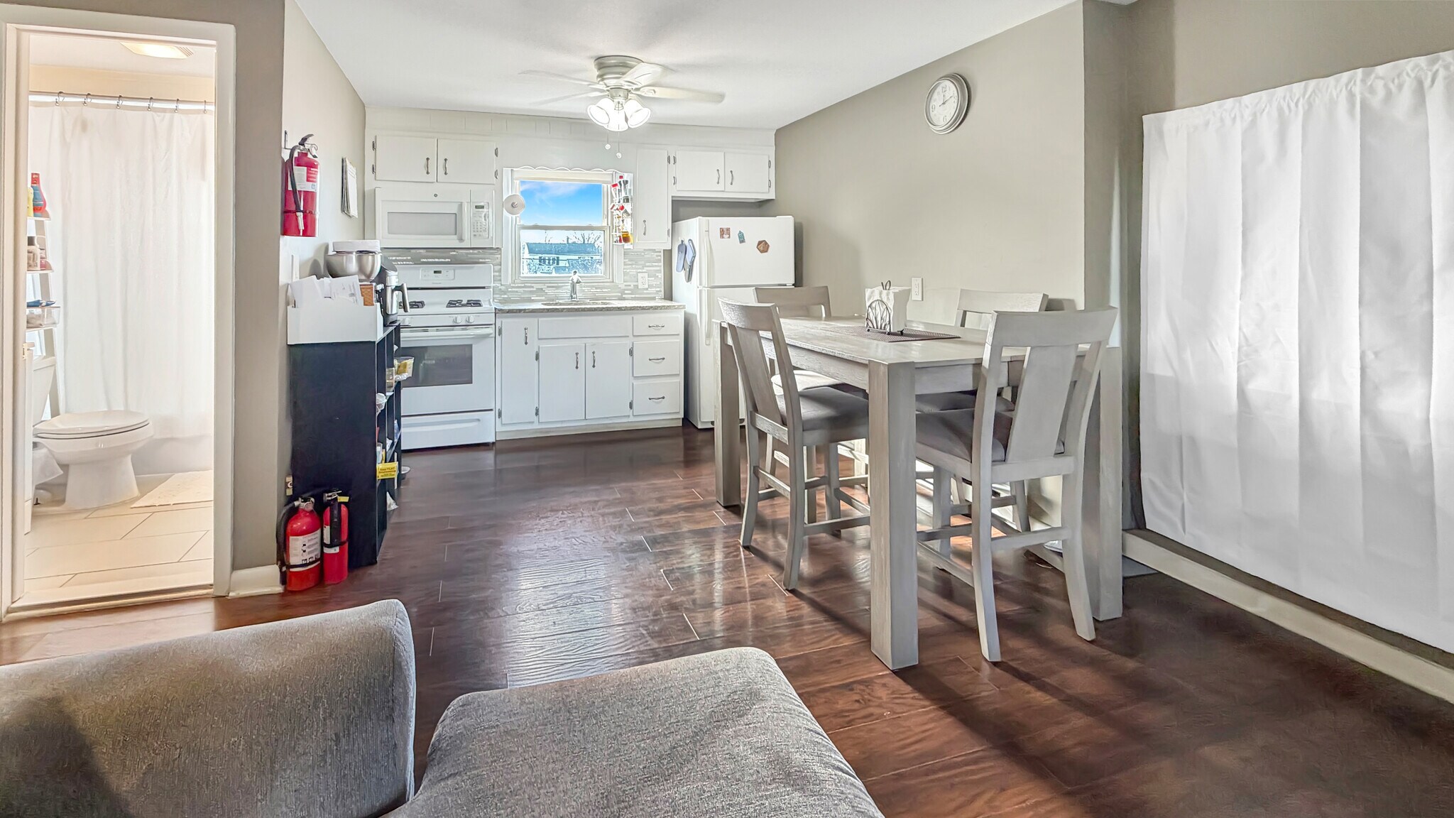 Building Photo - 154 Charlton Ave