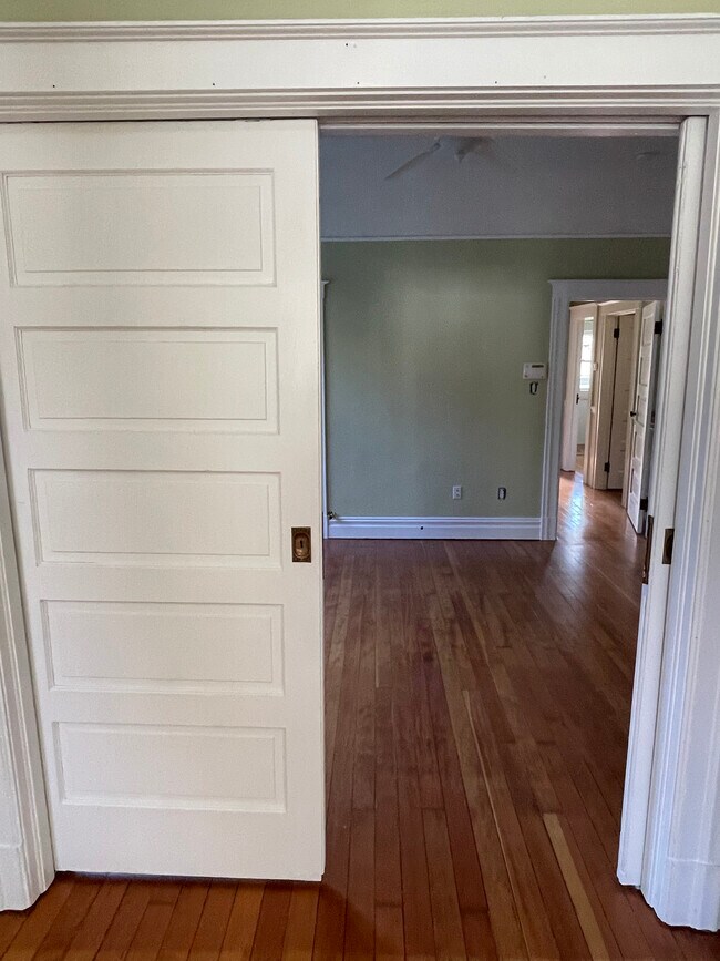 Building Photo - 326 U St