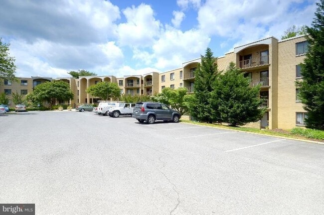 Building Photo - 7425 Democracy Blvd