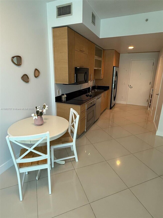 Building Photo - 60 SW 13th St