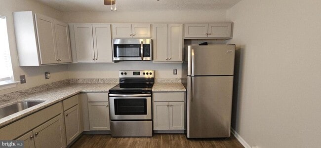 Building Photo - 103 Little River Dr