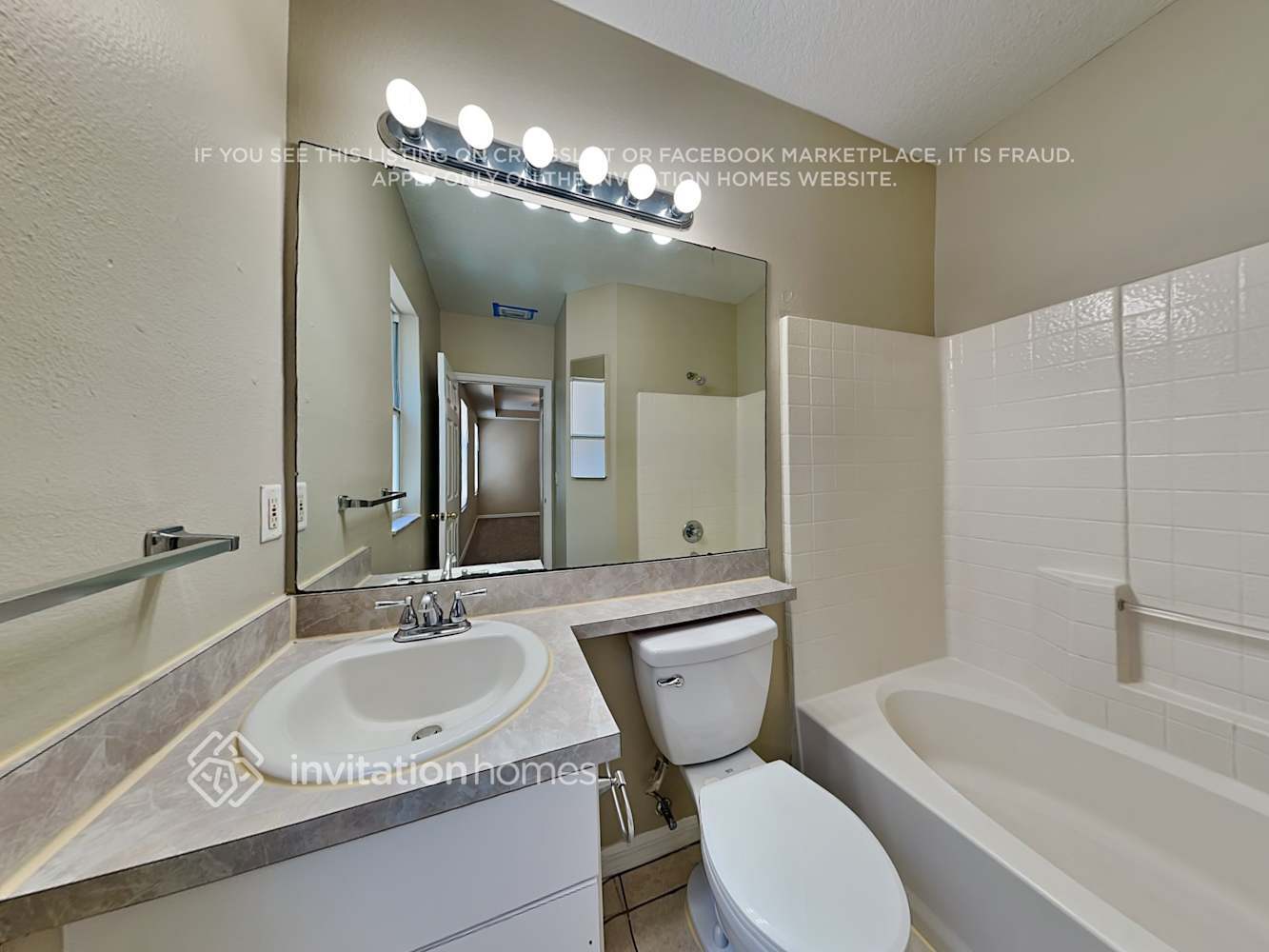 Building Photo - 8525 Quarter Horse Dr