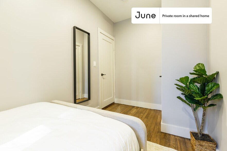 Building Photo - Room in Shared 4 bed/2 bath home in Morningside Heights