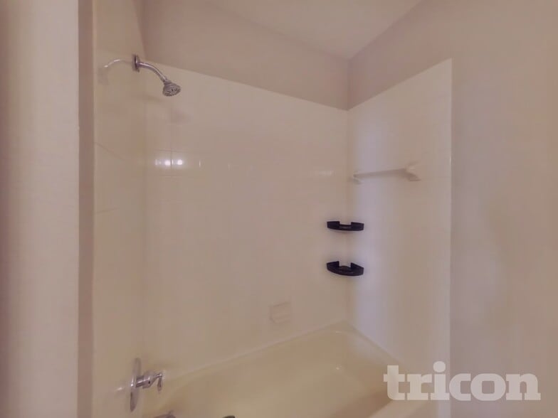 Building Photo - 177 Fairmont Dr