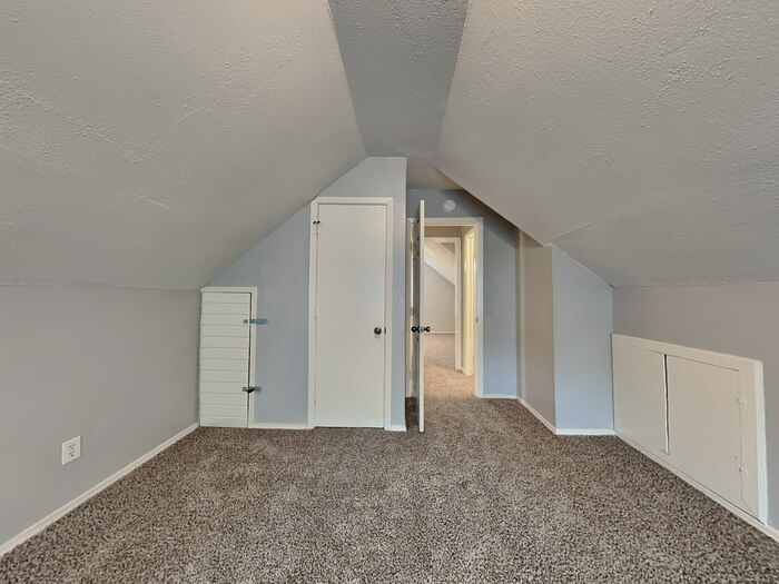 Building Photo - 1101 Bronner Dr