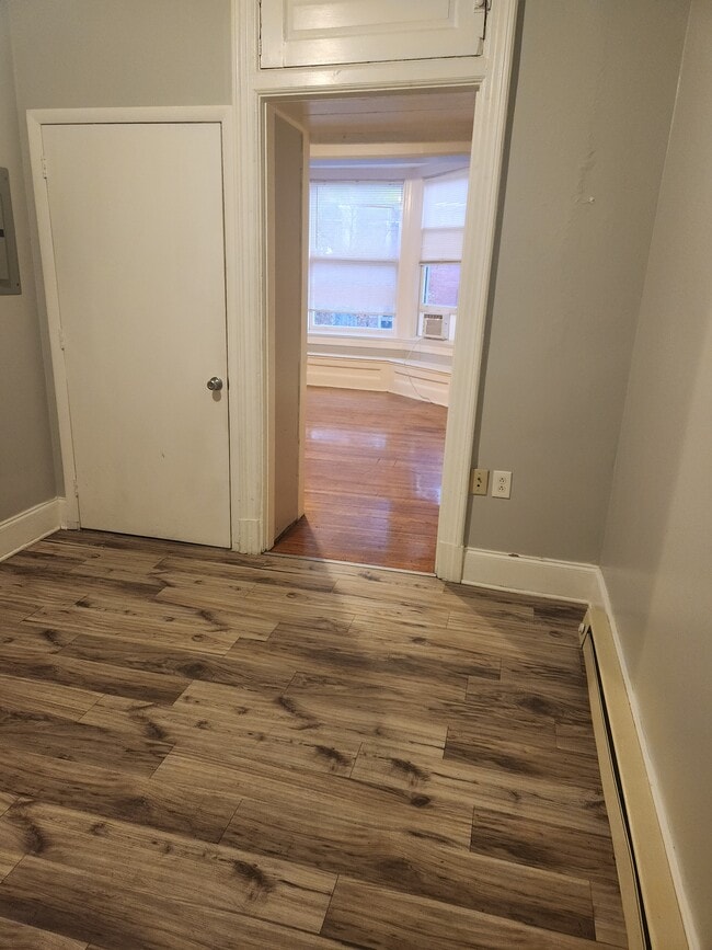 Building Photo - 151 E Philadelphia St