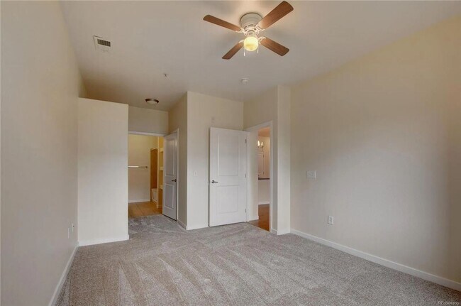 Building Photo - Park Hill 2 Bedroom 2 Bath Condo