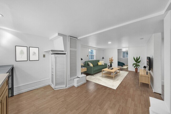 Building Photo - 3421 Haven St