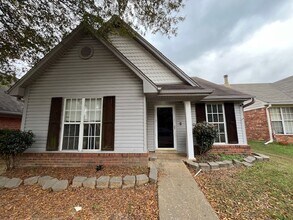 Building Photo - Renovated 2 Bedroom 2 Bath Home For Rent!!