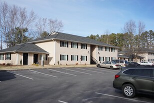 Building Photo - The Village at Baldwin Court