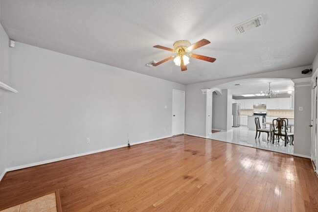 Building Photo - 3321 Sapling Oak Dr