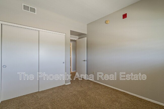 Building Photo - 3434 E Baseline Rd