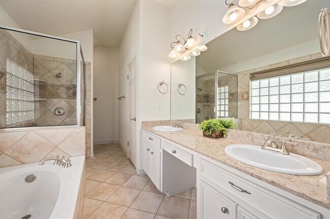 Building Photo - 30117 Hacienda Ln