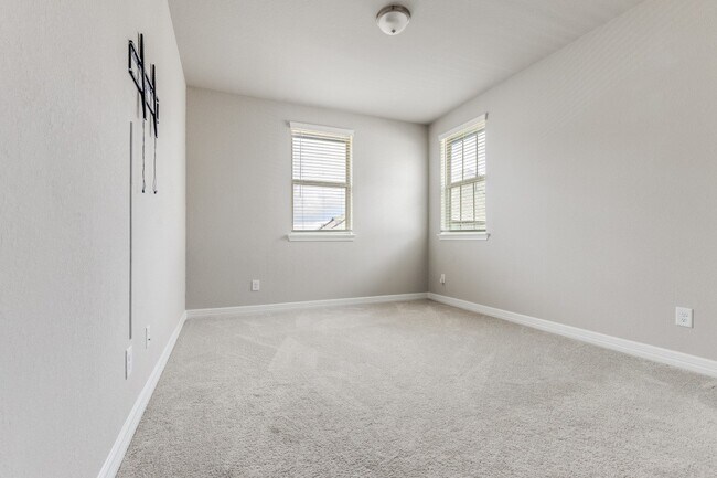 Building Photo - 9455 Towne Lake Pkwy