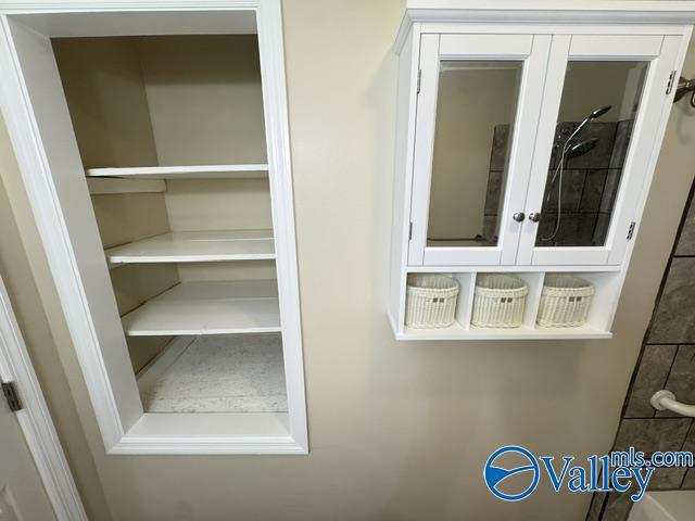Building Photo - 2849 Greenside Dr NW