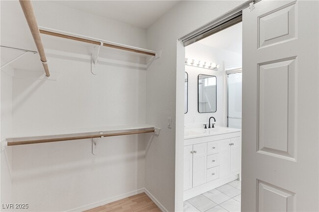 Building Photo - 52 Tanglewood Dr