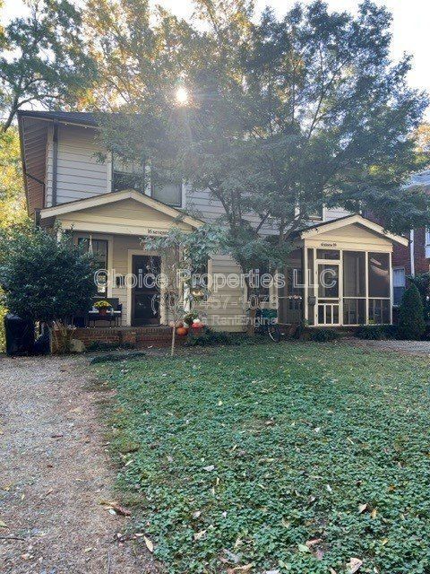 Building Photo - 1617 Fountain View St