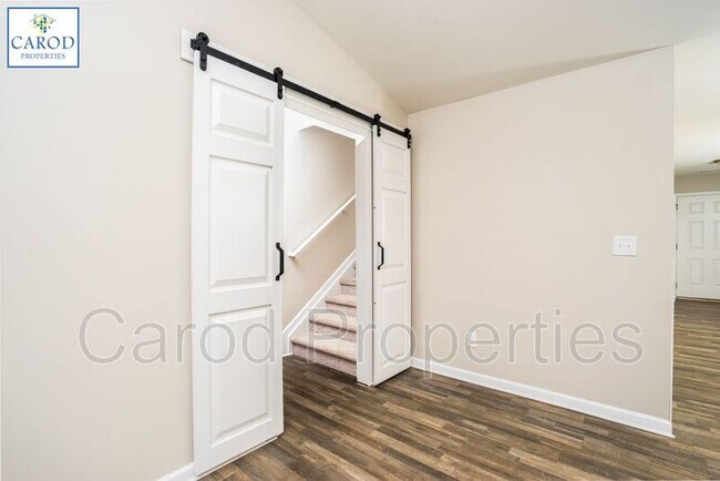 Building Photo - 1229 Amberlight Circle