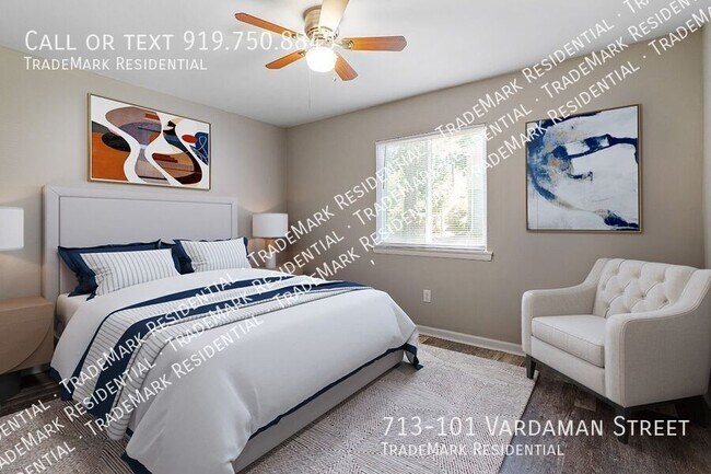 Building Photo - 713 Vardaman St