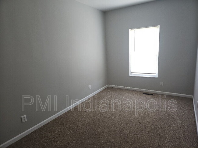 Building Photo - 1811 Winfield Park Dr