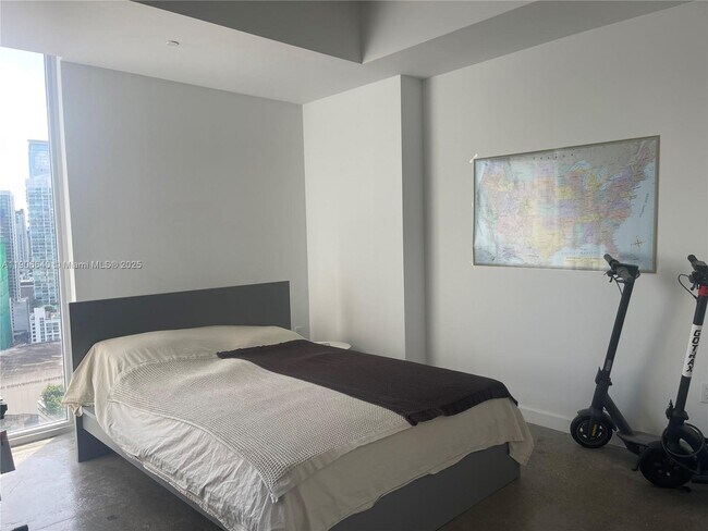 Building Photo - 151 SE 1st St