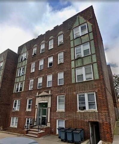 Building Photo - 5-7 Kelly Pkwy