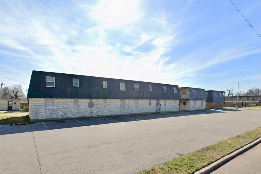 Building Photo - 1314 NW Irwin Ave