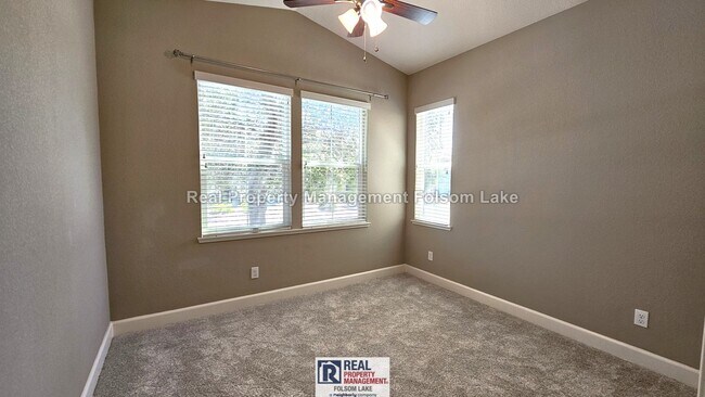 Building Photo - 1479 Leonard Ct