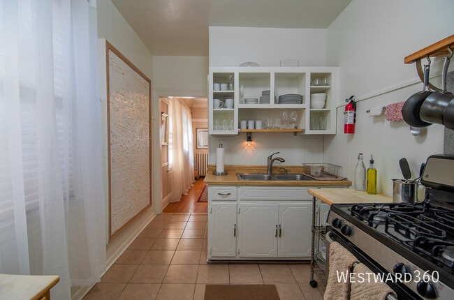 Building Photo - 7741 S Chappel Ave