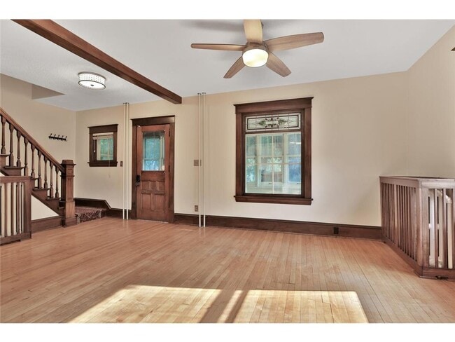 Building Photo - 2122 Temple Ct