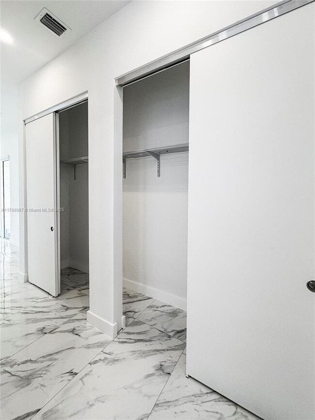 Building Photo - 149 Southeast Cor. Arno