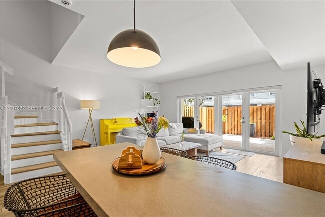 Building Photo - 11845 SW 100th St