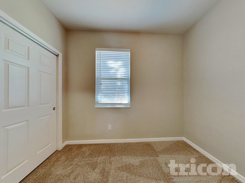 Building Photo - 12283 Moss Lake Loop