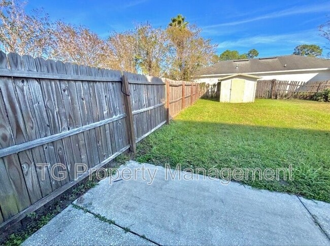 Building Photo - 703 Trekker St