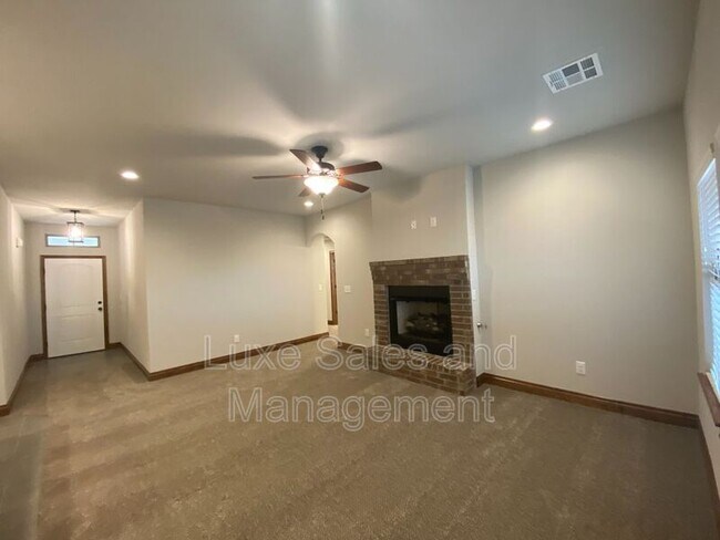 Building Photo - 7117 Daxton Ct